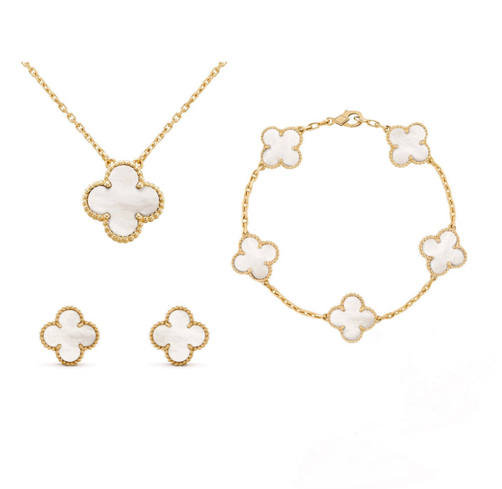 Zeitloses Damen Kleeblatt Schmuckset: vergoldete Halskette, Armband & Ohrringe. Vielseitig für Alltag & Feier.