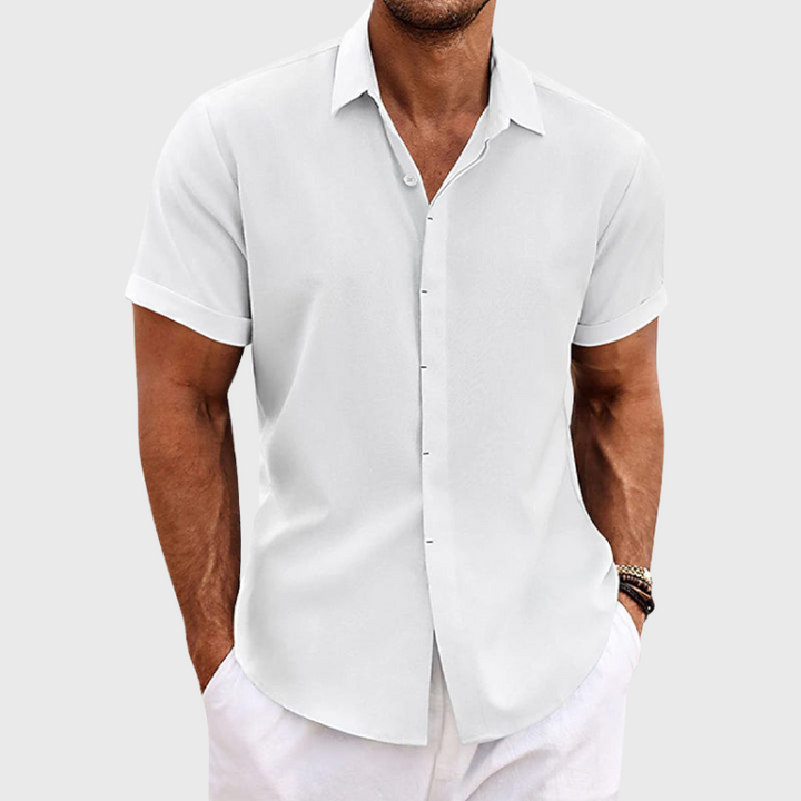 Vielseitiges Herren Kurzarm Hemd für Business Casual & Freizeit. Stilvoll, bequem, perfekt für Sommer & Büro.