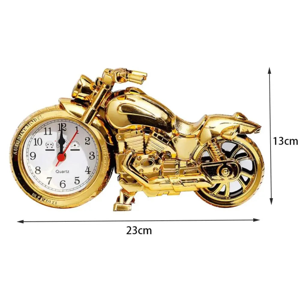 Retro Motorrad Nachttischuhr, detailreich und stilvoll, ein Hingucker und funktionaler Wecker.