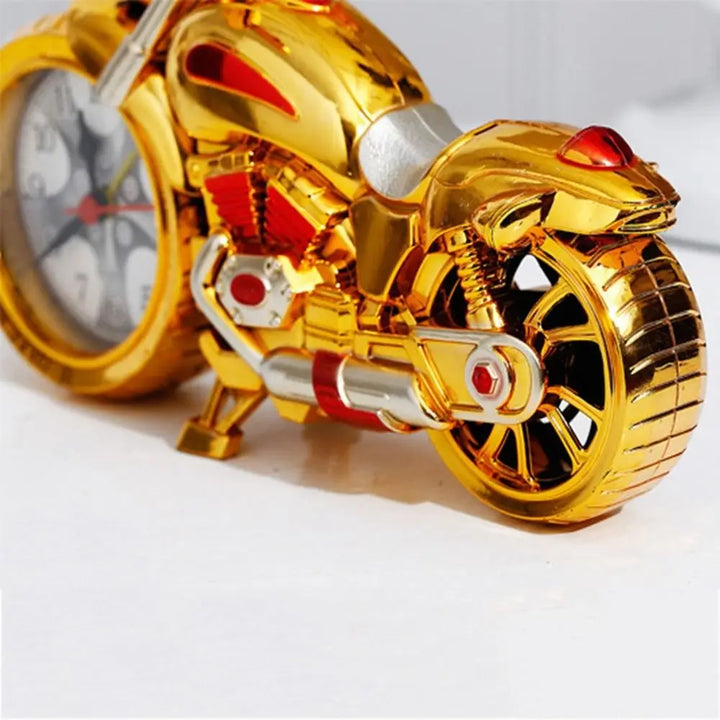 Vintage Wecker in Form eines Motorrads, dekorative Uhr mit analogem Display für Liebhaber.