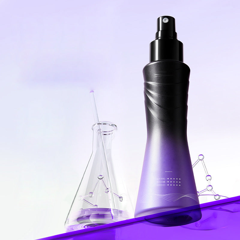 Elegante Volumenspray Flasche. Für Ansatzlift, fülliges Haar & langanhaltendes Styling aller Haartypen.