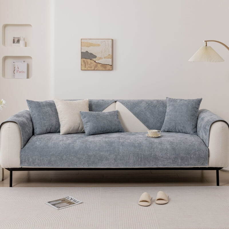 Eleganter Waffel-Chenille-Couchbezug, wertet Wohnzimmer auf und schützt Möbel effektiv.