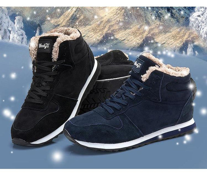 Seitlicher Blick auf warme Herren Winterstiefel, robustes Design für Outdoor-Aktivitäten bei Kälte; komfortable Schuhe.