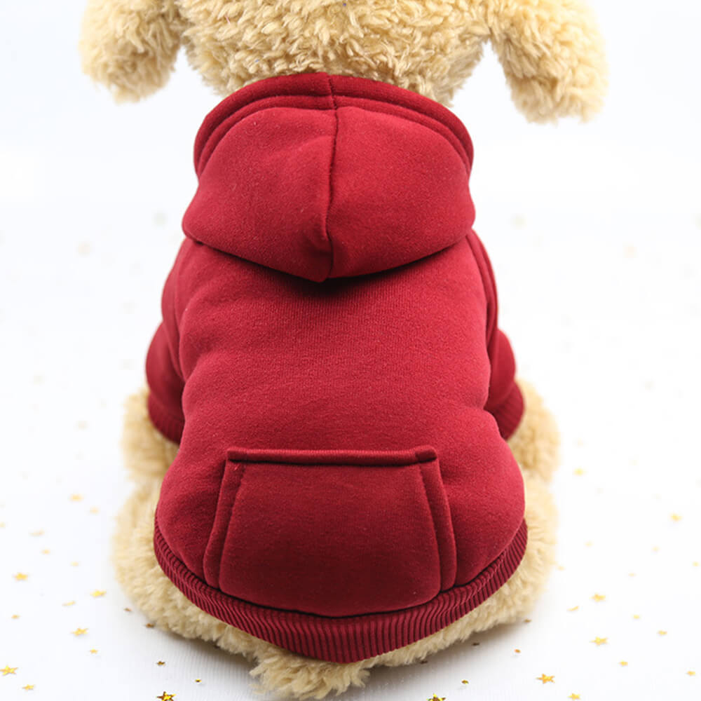 Hundemode im Sportstil: bequemer Haustier Hoodie für Hunde, warmer Winterpullover, bunt mit Taschen.
