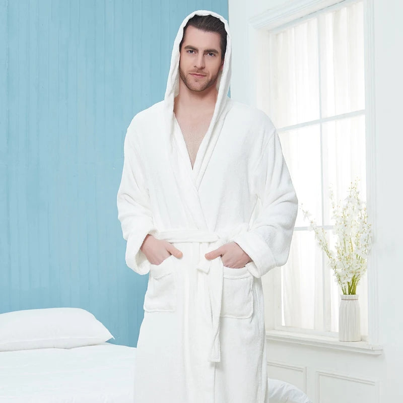 Winter Herren Bademantel WarmthMax: Kuscheliger, extra warmer Morgenmantel für kalte Tage zuhause.