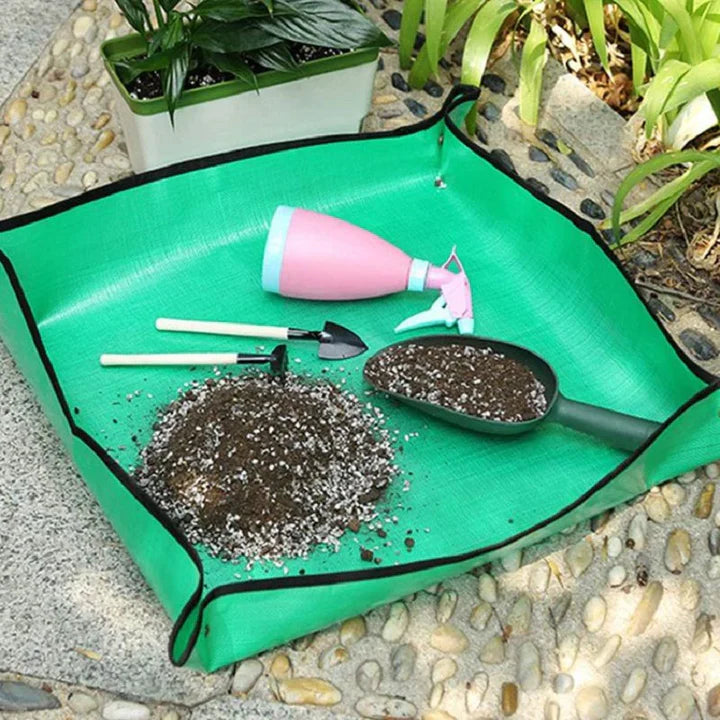 Wasserdichte faltbare Pflanzunterlage für saubere Gartenarbeit & Umtopfen auf dem Balkon. Praktische Gartenmatte.