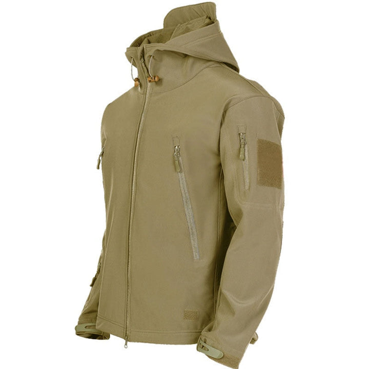 Sportliche Herren Allwetterjacke, wasserdicht & winddicht, für dynamische Outdoor-Erlebnisse.