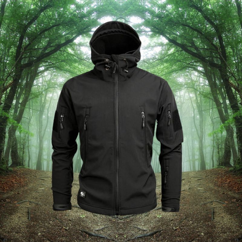 Robuste Herren Allwetterjacke, wasserdicht & winddicht, perfekt für Outdoor-Abenteuer in jeder Jahreszeit.