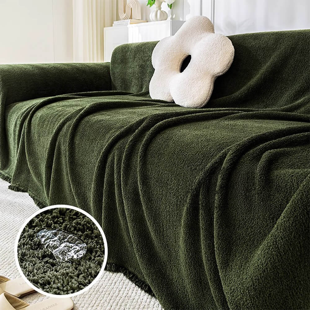 Gemütlicher Plüschbezug für das Wohnzimmer-Sofa, wasserdicht und haustierfreundlich.