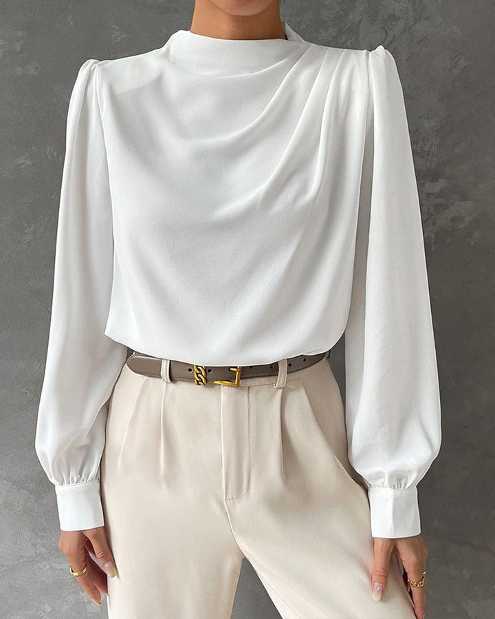 Elegante weiße Langarm-Damenbluse mit Rüschen und modischem Stehkragen für Frühling und Sommer.