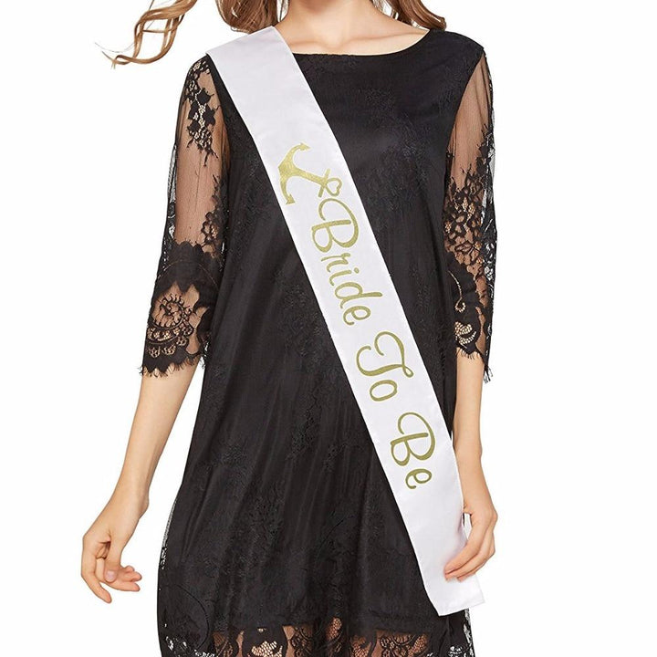 Edle weiße Junggesellenabschied Schärpe mit "Braut" Schriftzug, Satin, ein Muss für die Brautparty.