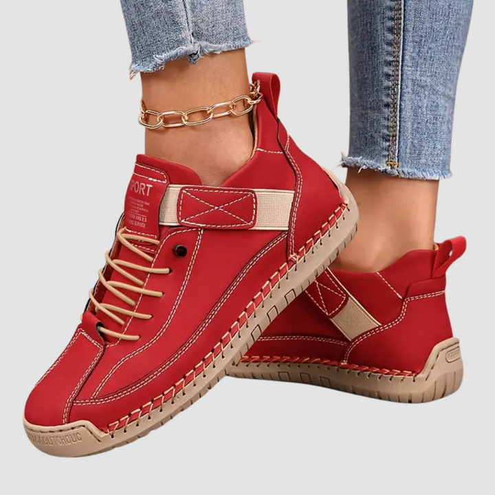 Moderner, bequemer Damen Sneaker, ergonomisch geformt, ideal für Alltag und weite Füße.