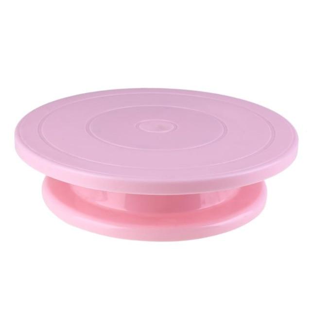 Perfekte Kuchendekoration leicht gemacht mit diesem stabilen Kuchen Drehteller. Ideal als Tortenständer.
