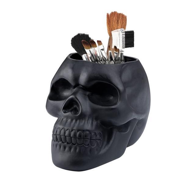 Schwarzer Totenkopf Halter als Stiftebox, Pinselhalter oder Pflanztopf, stilvolle Gothic Dekoidee.