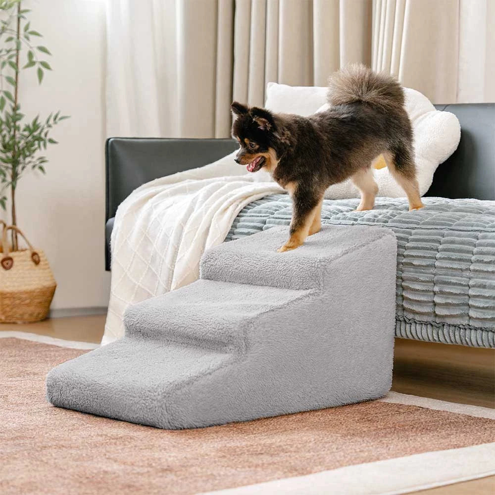 Haustiertreppe mit weichen Stufen in Creme, Kletterhilfe für kleine & ältere Hunde, Gelenkschutz beim Aufstieg.