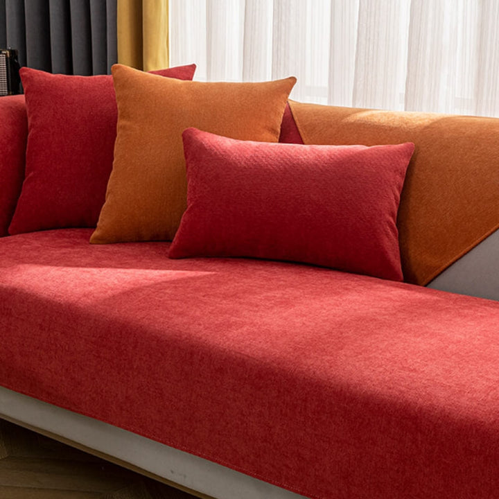 Weicher Chenille Sofabezug für gemütlichen Komfort und Schutz im Wohnzimmer.