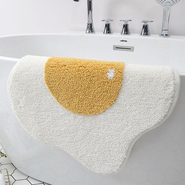 Rutschfester Spiegelei Teppich für Sicherheit & Komfort. Weicher Polyester Teppich, perfekt als Bad- oder Wohnzimmerteppich.