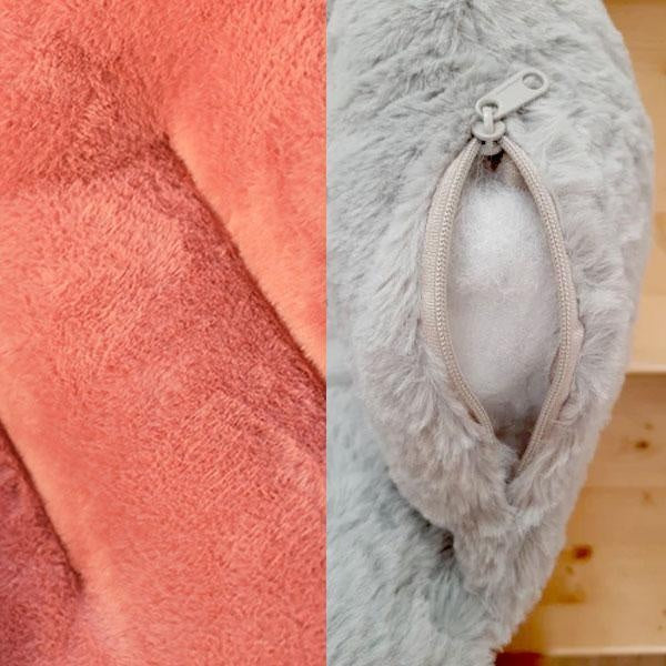 Geschenkidee für Tierliebhaber: Weiches Plüschkissen als Sitzauflage, komfortabel & süß.