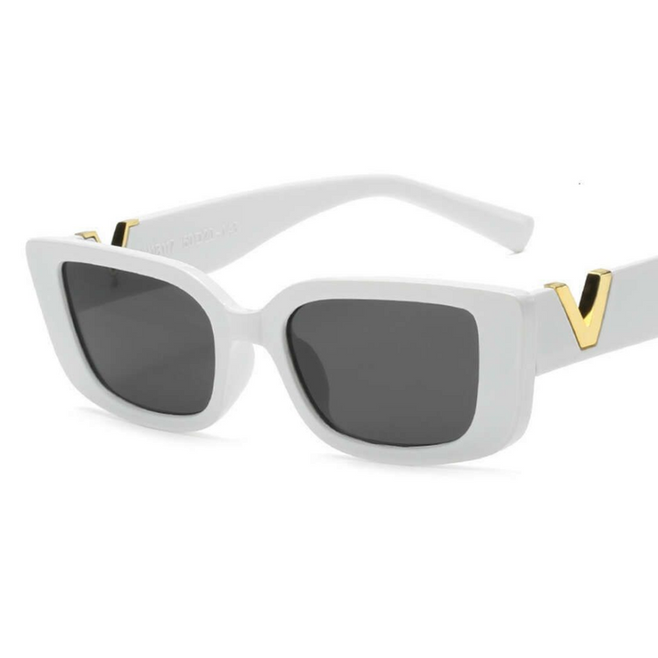 Klassische schwarze Retro Katzenaugen Sonnenbrille, zeitloses Unisex Accessoire für UV-Schutz.