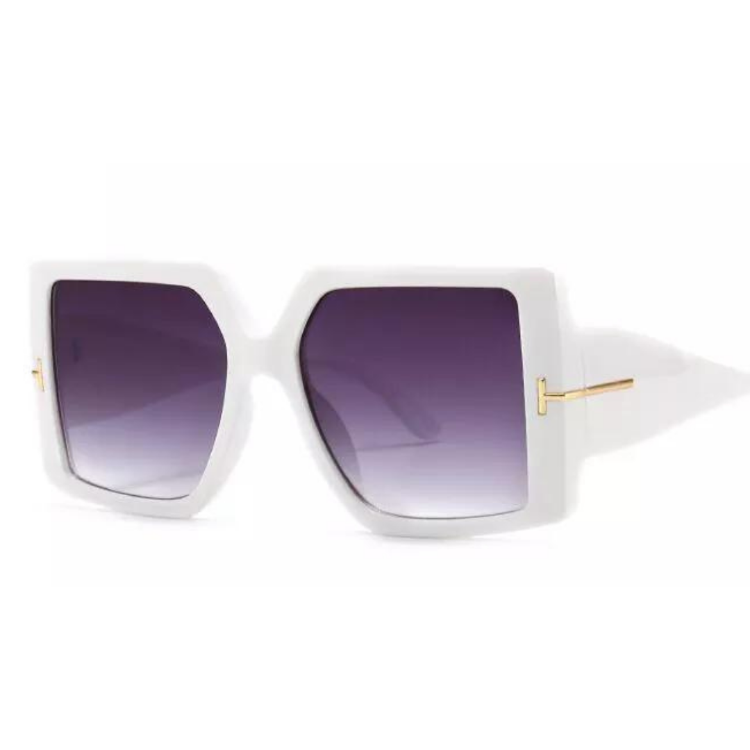 Moderne Unisex-Sonnenbrille mit großem quadratischem Rahmen und zuverlässigem UV400-Schutz.
