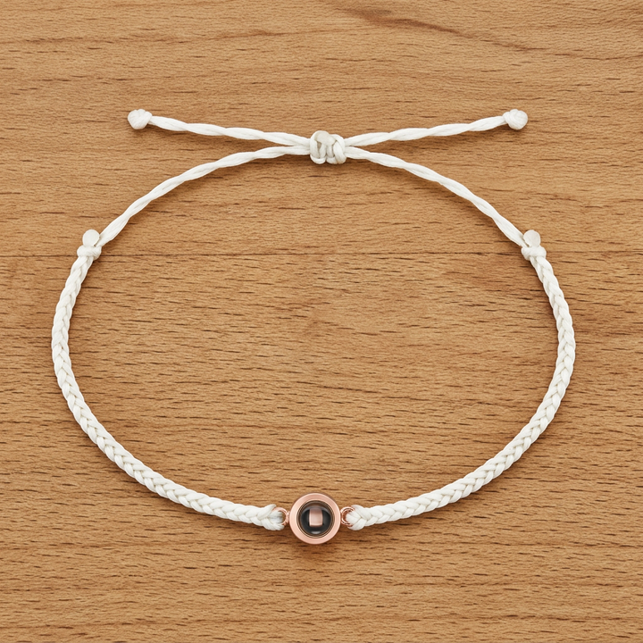 Handgefertigtes Haustier-Armband mit Foto-Projektion, ein unvergessliches Geschenk.