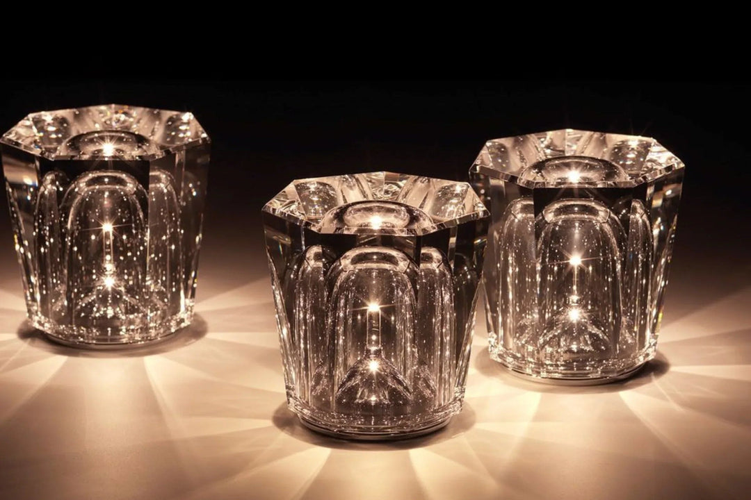 Luxus-Kristalllampe: Wiederaufladbare LED-Beleuchtung für Ihr Zuhause.