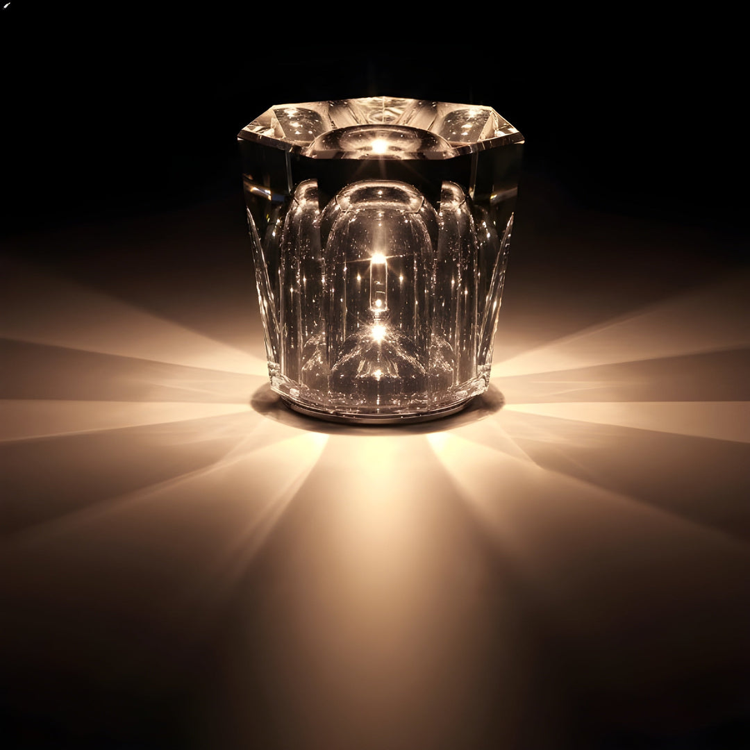 Elegante LED-Tischlampe aus Kristall, wiederaufladbar, warmweißes Licht.