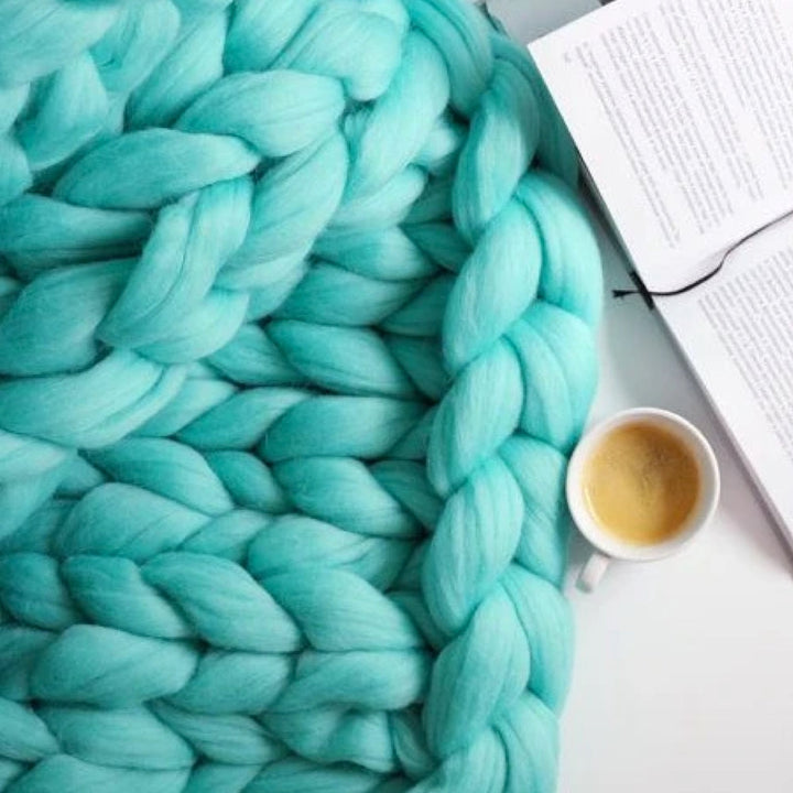 DIY Strickgarn 1000g: Erstelle deine eigene warme Kuscheldecke mit diesem Chunky Garn.